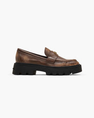 The Distressed Leather Frankie Loafer - Ebony | Marc Jacobs online