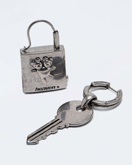 LOCK AND KEY EARRINGS - Aged Silver | Marc Jacobs online