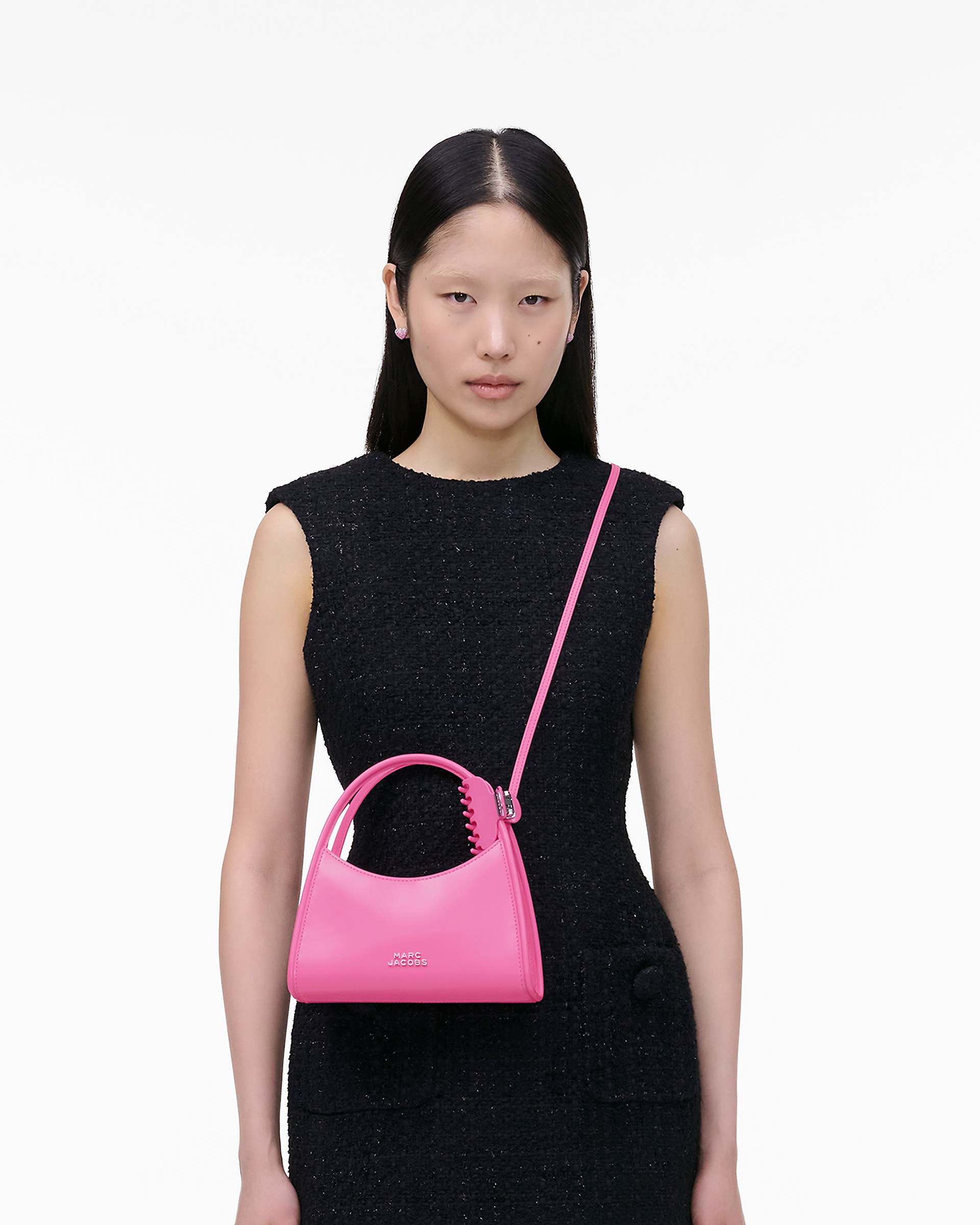 The Claw Clip Crossbody Bag - Bow Pink | Marc Jacobs on sale