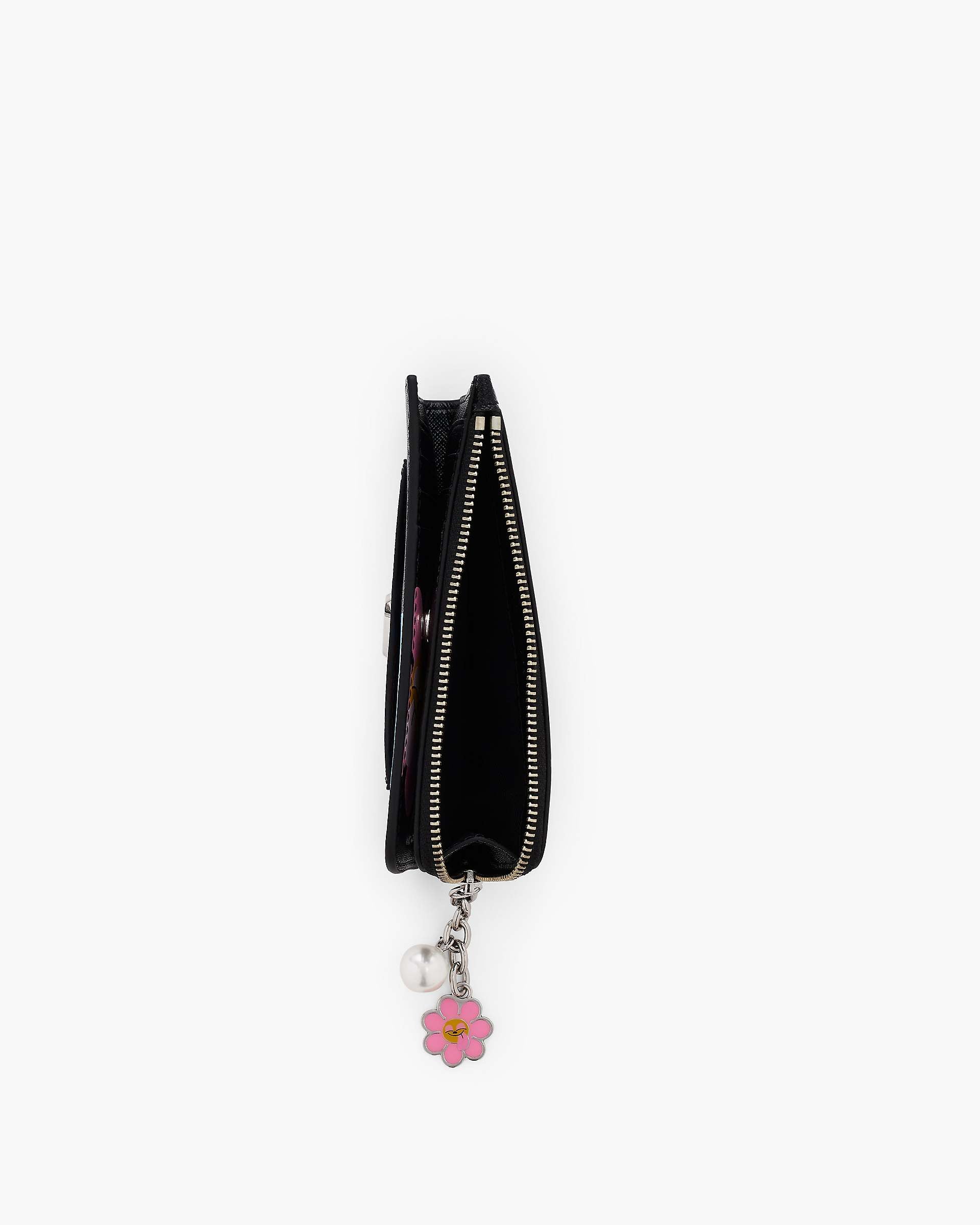 Hattie Stewart X Marc Jacobs Utility Snapshot Slim Wallet - Black Multi | Marc Jacobs online
