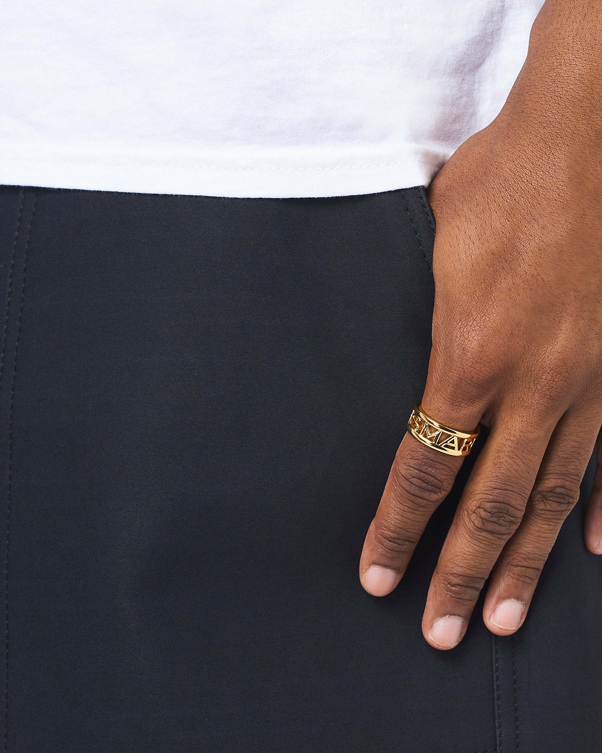 The Monogram Ring - Gold | Marc Jacobs online