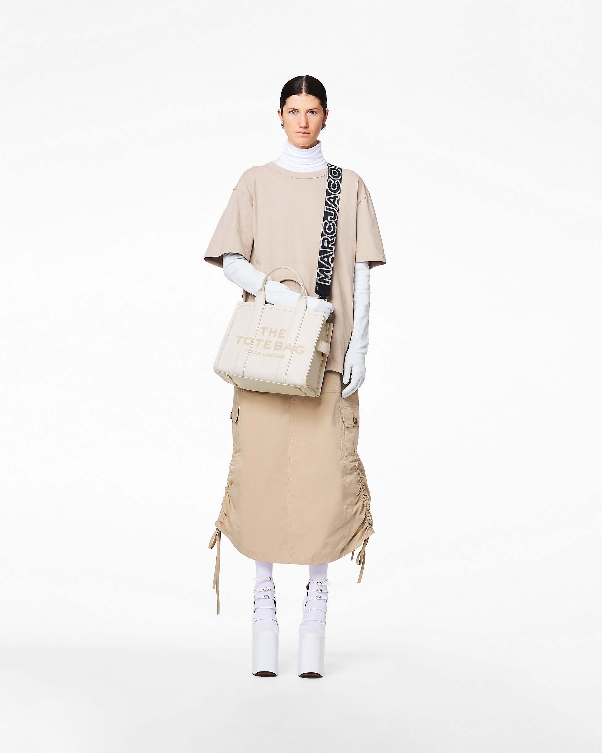 The Outline Logo Webbing Strap - Black/Silver | Marc Jacobs for sale