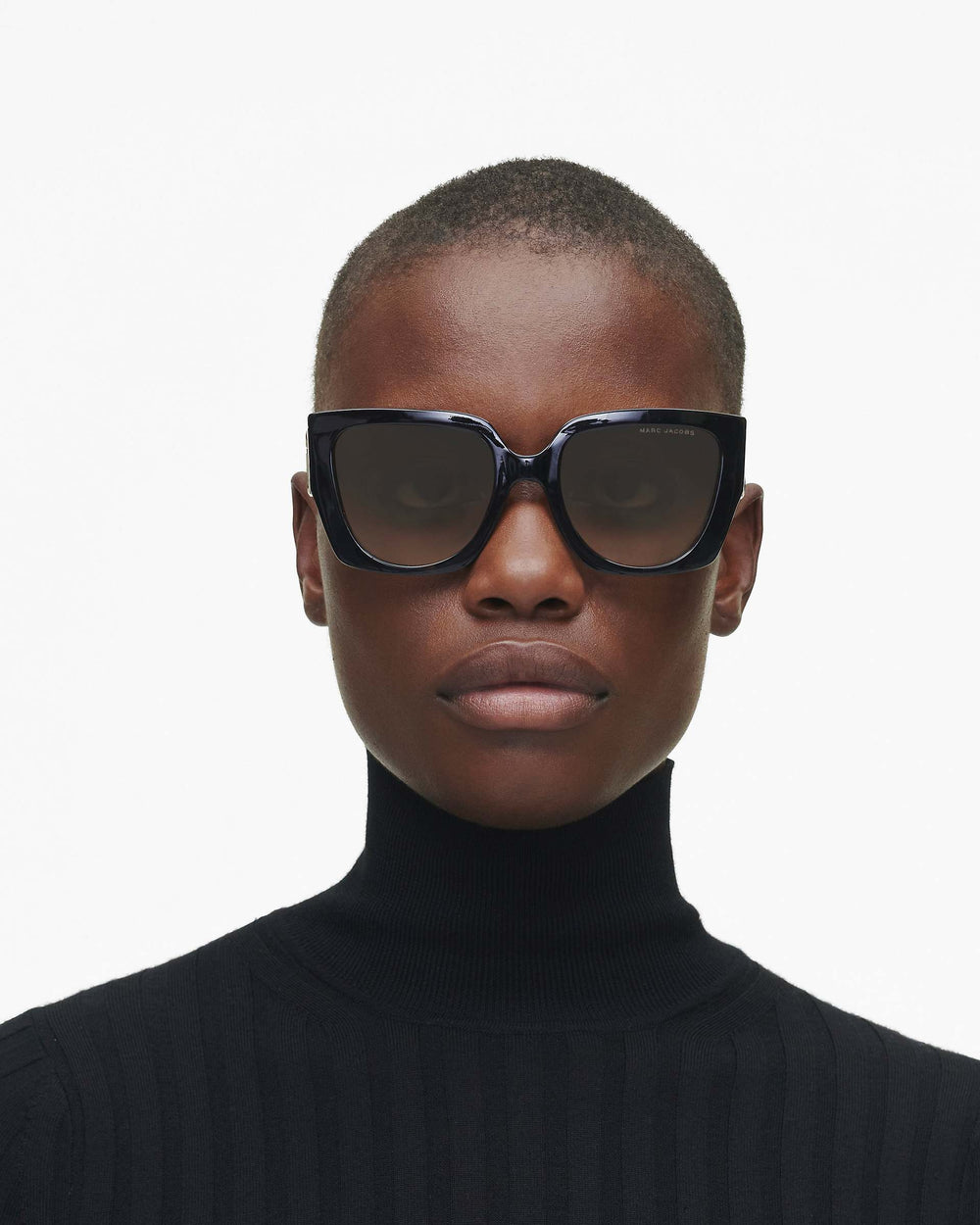 The J Marc Square Cutout Sunglasses - Black | Marc Jacobs on sale