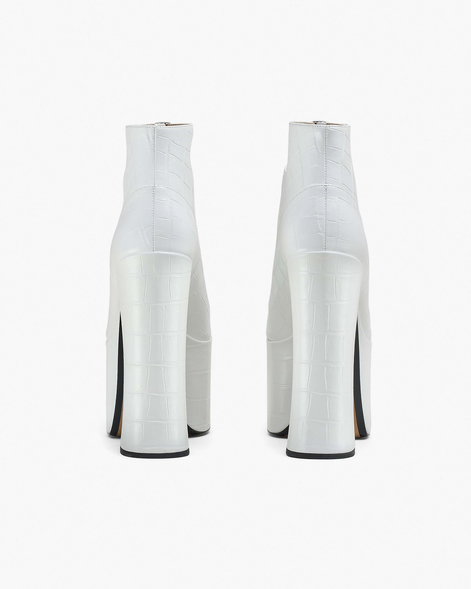 The Kiki Ankle Boot - Cotton White | Marc Jacobs online