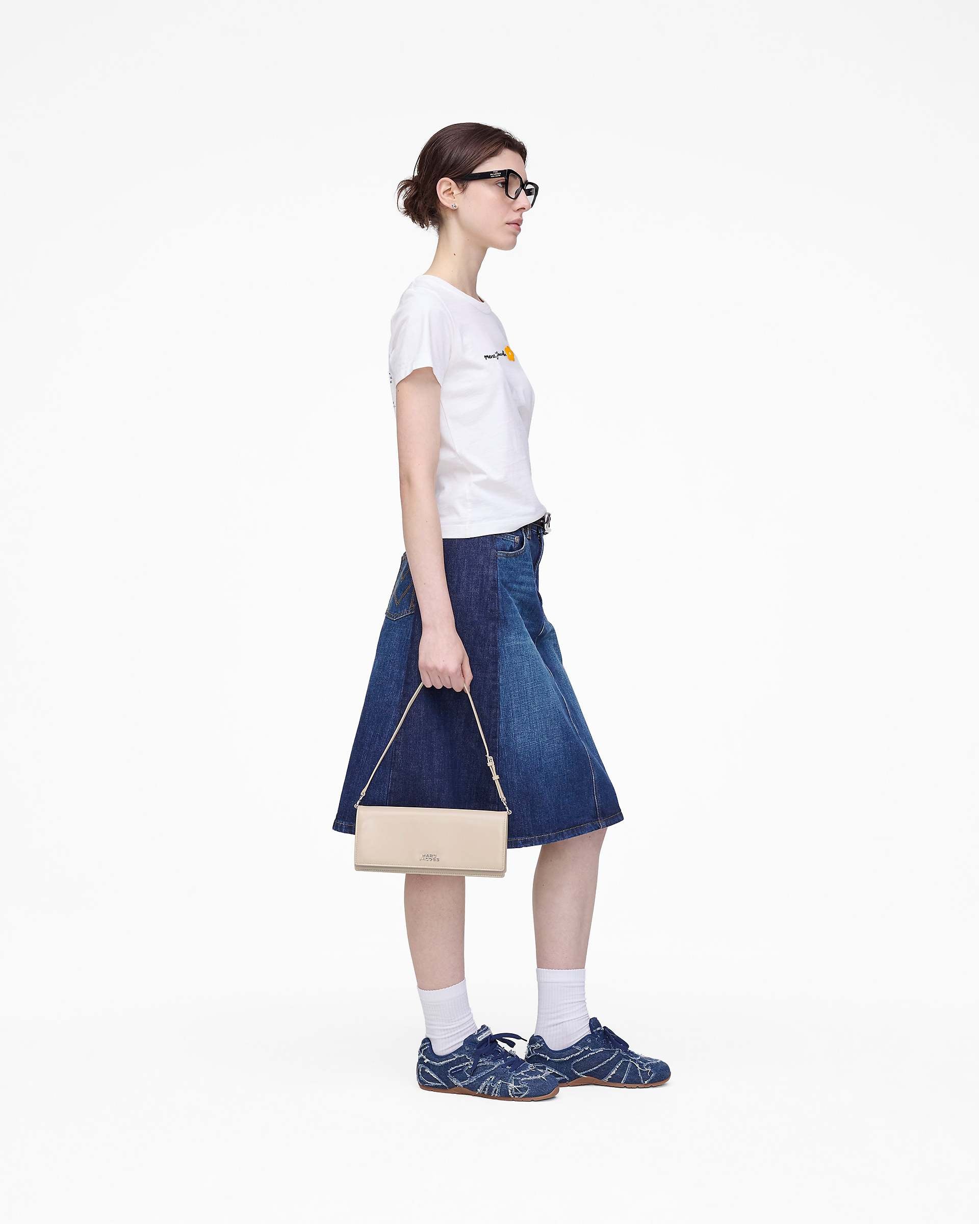 Daisy Logo Slim Tee - White | Marc Jacobs online