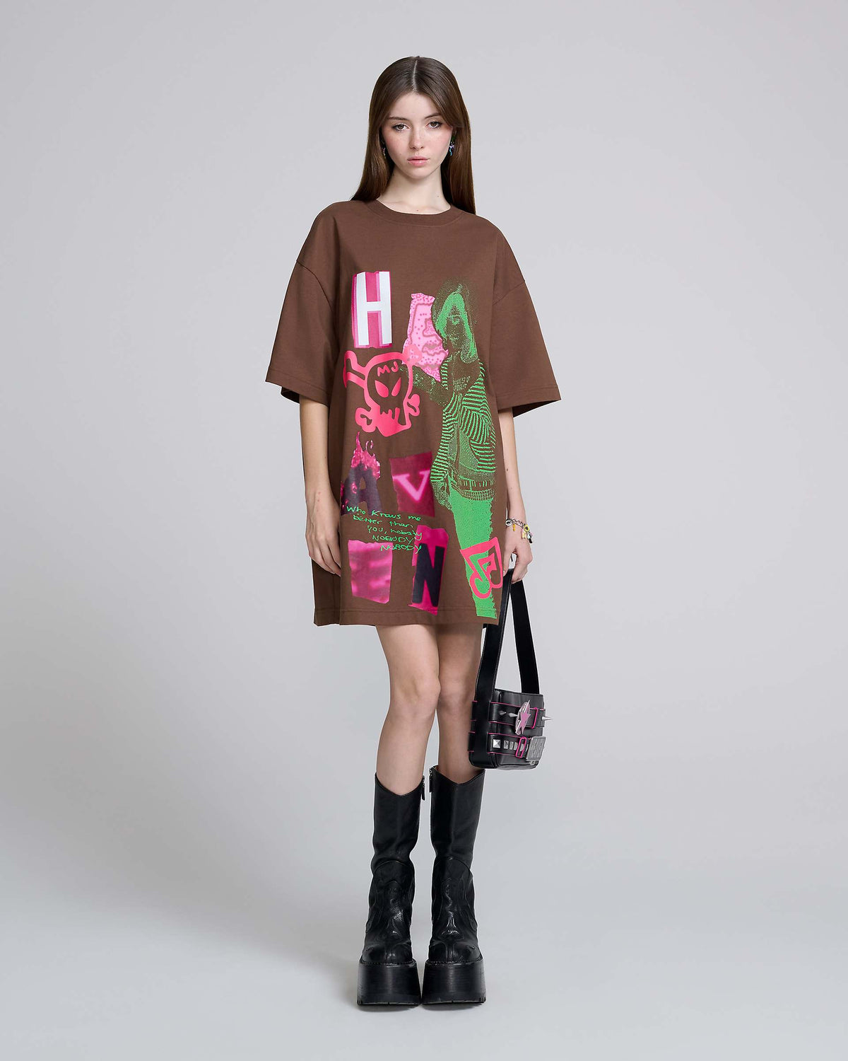 Oversized Relaxed Tee - Brown | Marc Jacobs on sale