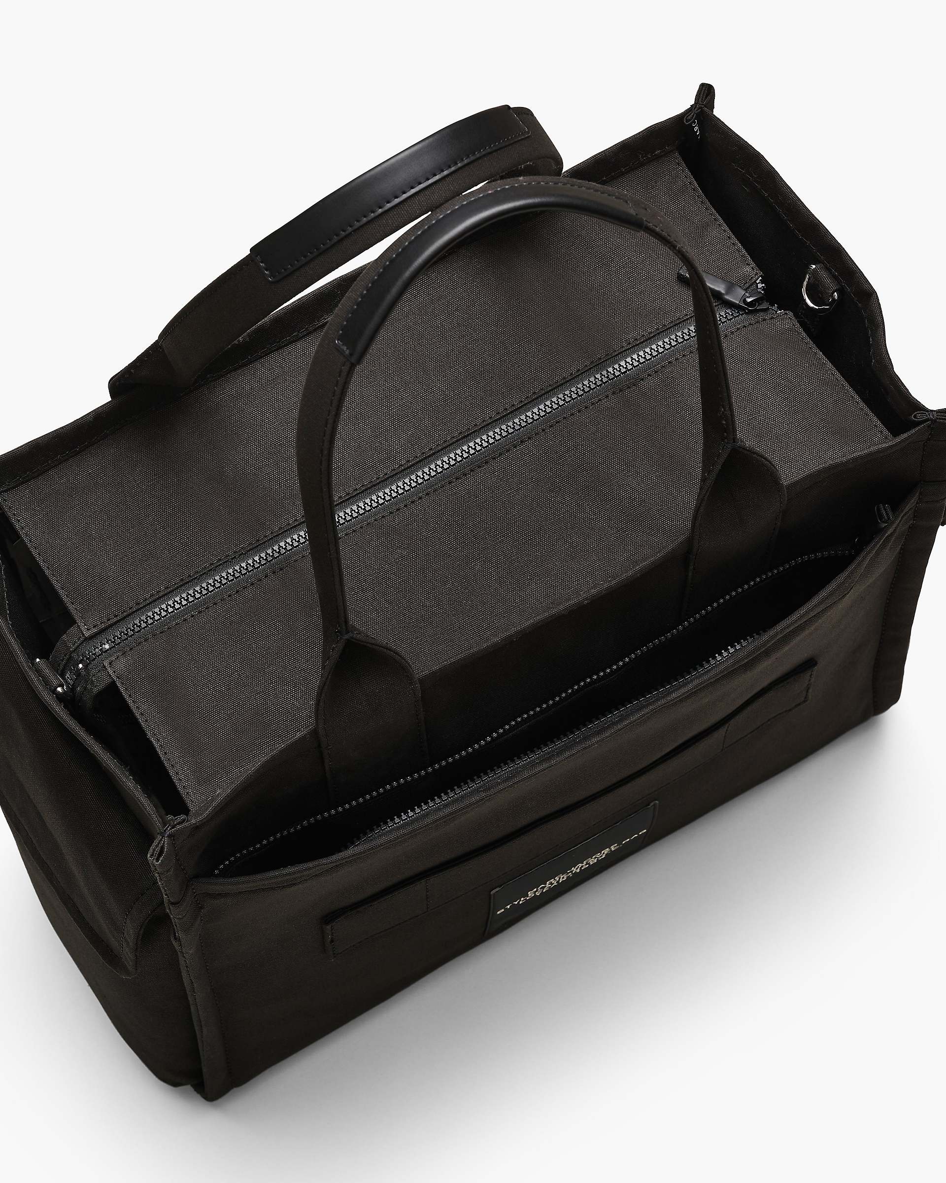 The Canvas Travel Tote Bag - Black | Marc Jacobs online