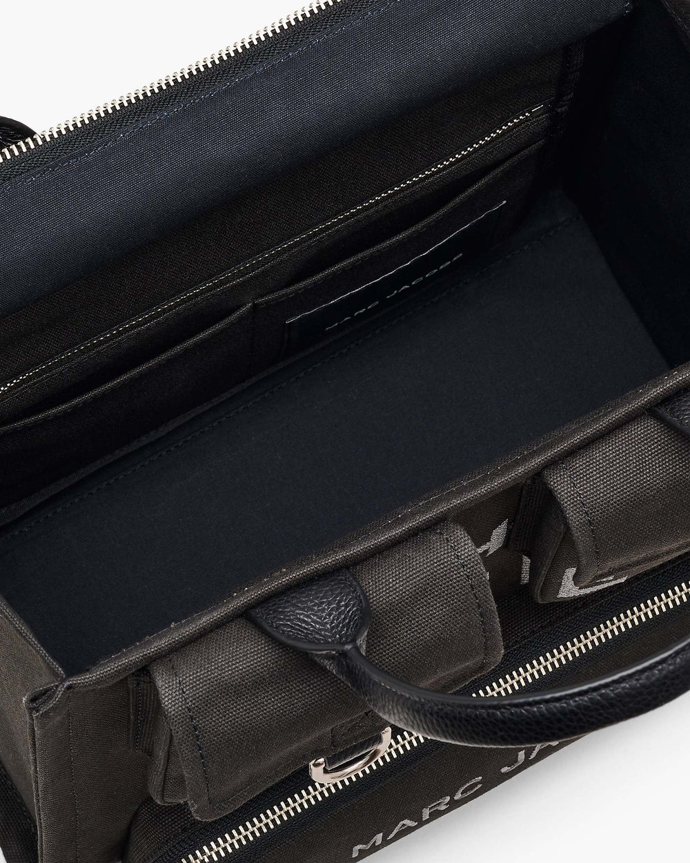 The Cargo Canvas Medium Tote Bag - Black | Marc Jacobs online