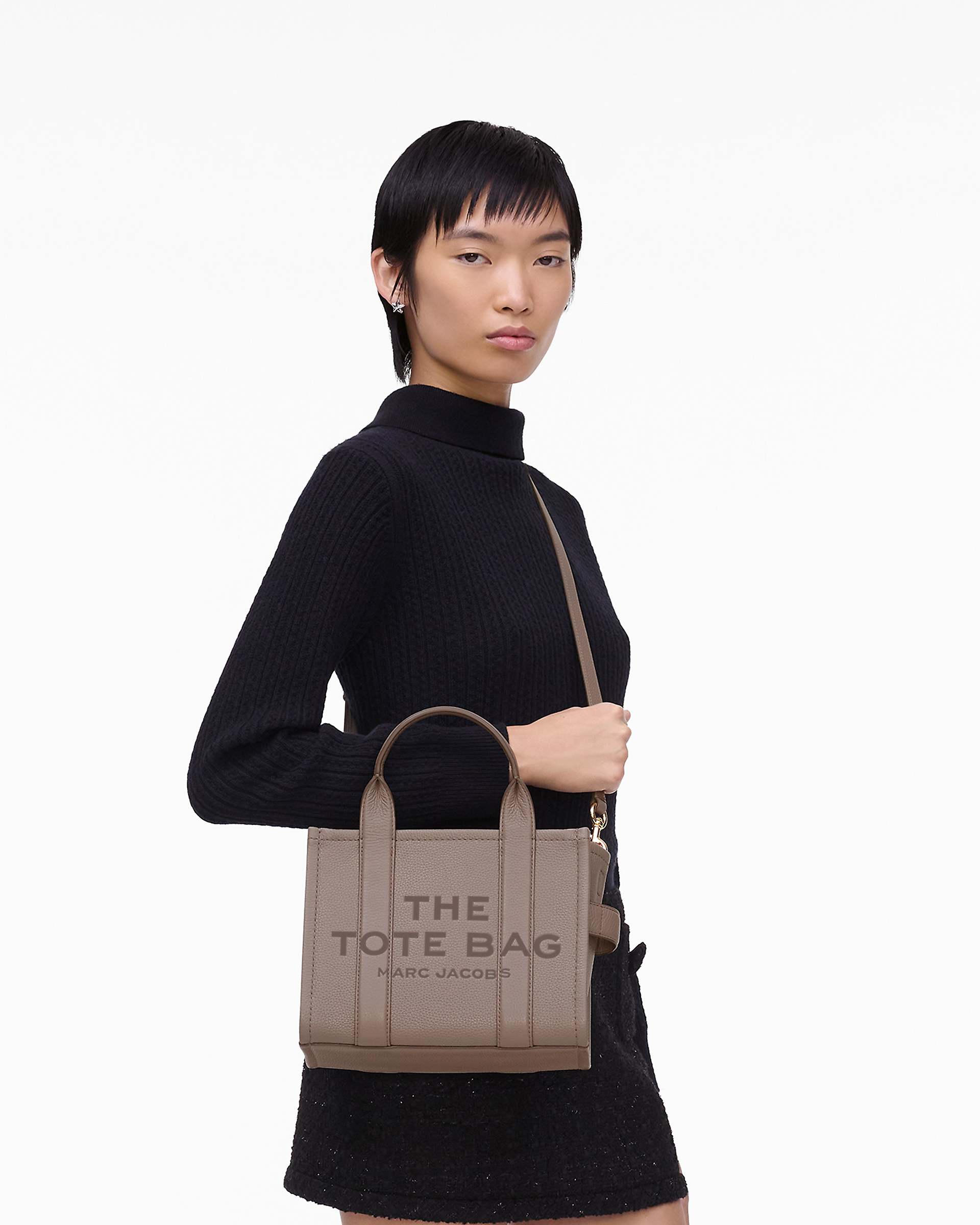 The Leather Small Tote Bag - Cement | Marc Jacobs on sale