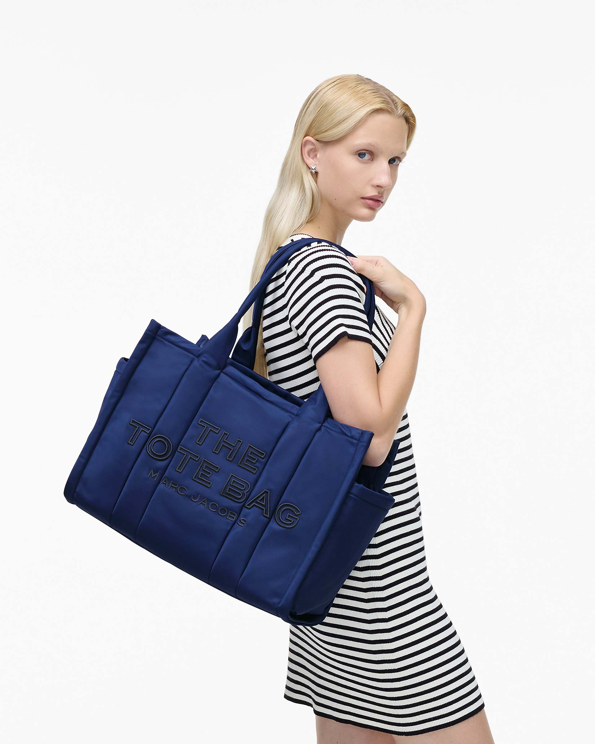 The Puffy Nylon Large Tote Bag - Blue Sea | Marc Jacobs on sale