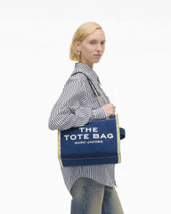 The Denim Chain Medium Tote Bag - Dark Wash | Marc Jacobs online