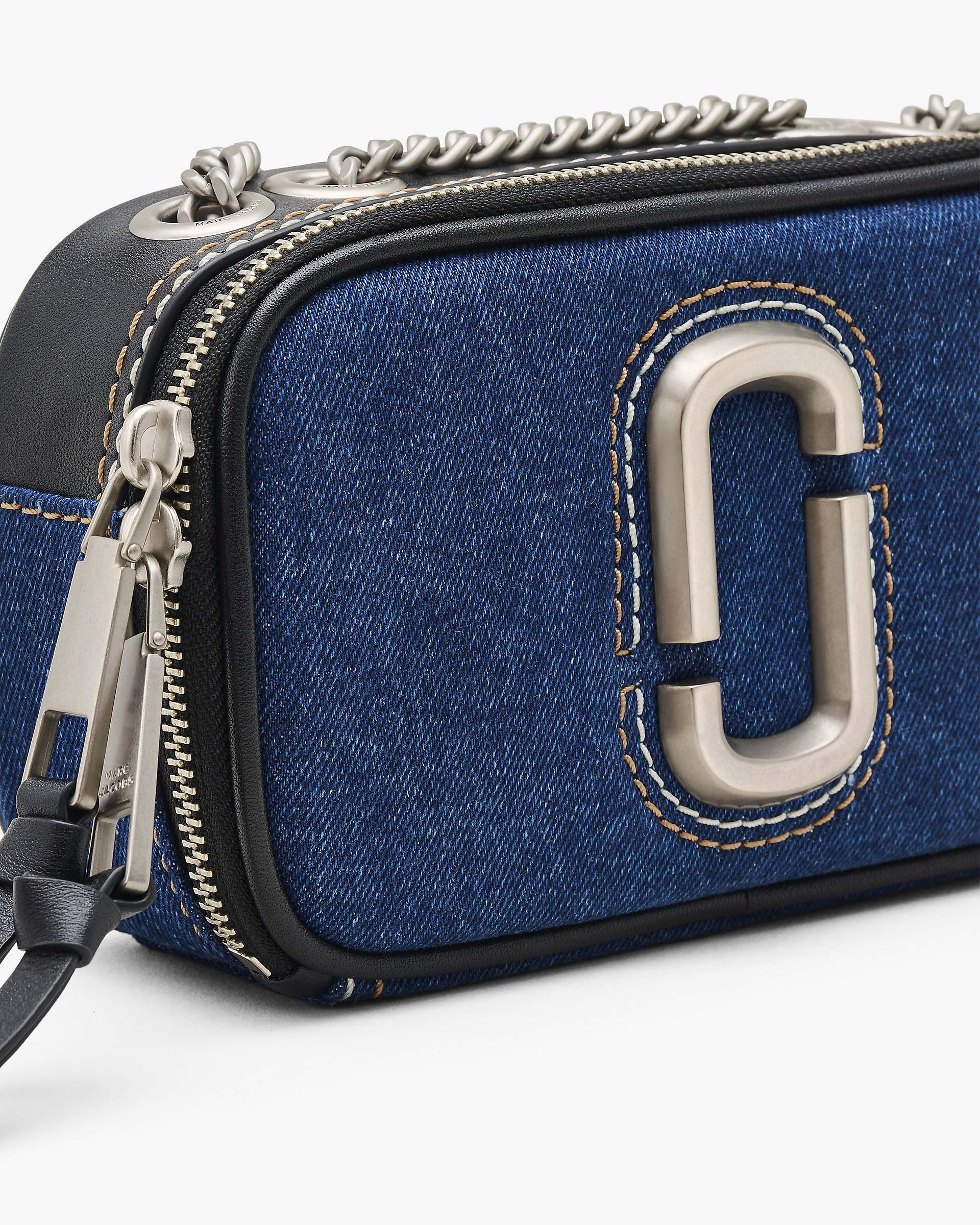 The Denim Chain Softshot - Dark Wash | Marc Jacobs on sale