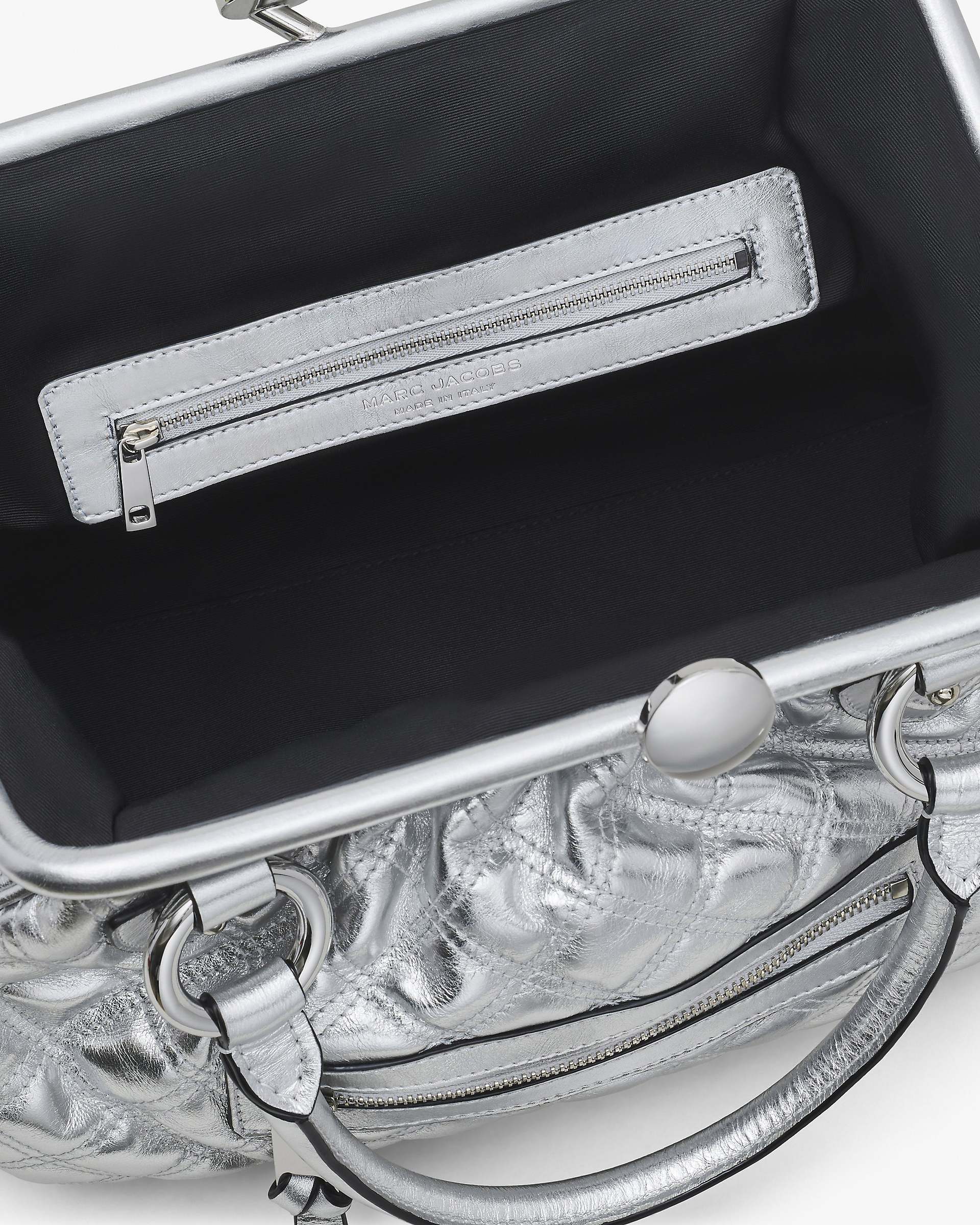 Re-Edition Quilted Metallic Leather Stam Bag - Silver | Marc Jacobs discount